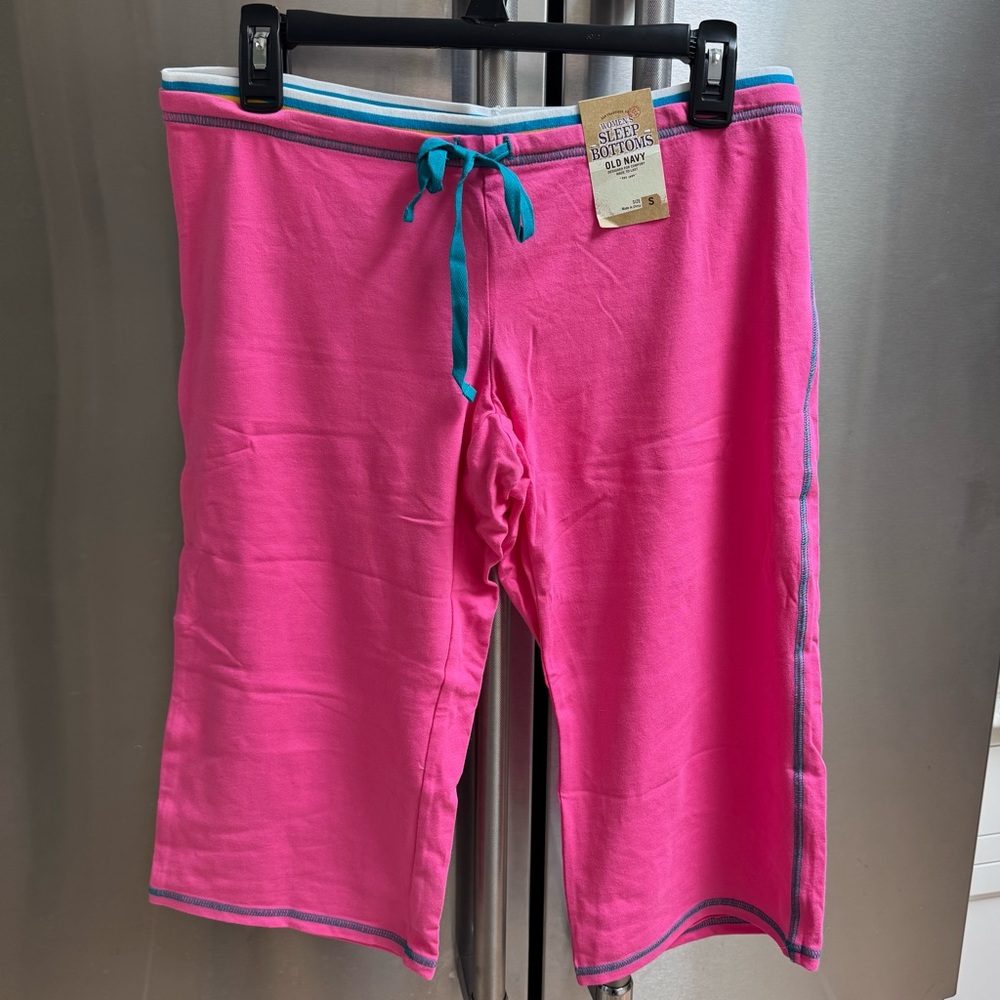NWT!! Vintage Old Navy Pink Sleep Bottoms(Capri,below knee)w/Blue Accents Sz S